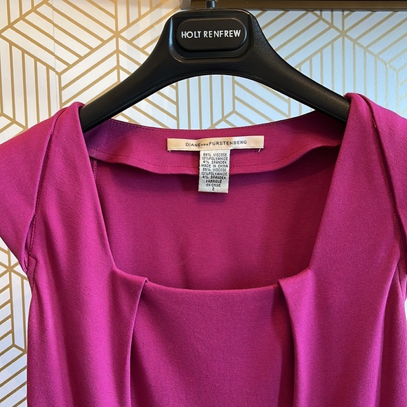 Diane Von Furstenberg Magenta Dress Size 2 - Picture 2 of 3